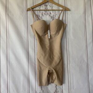 SKIMS Nude Strapless Shapewear Bodysuit
